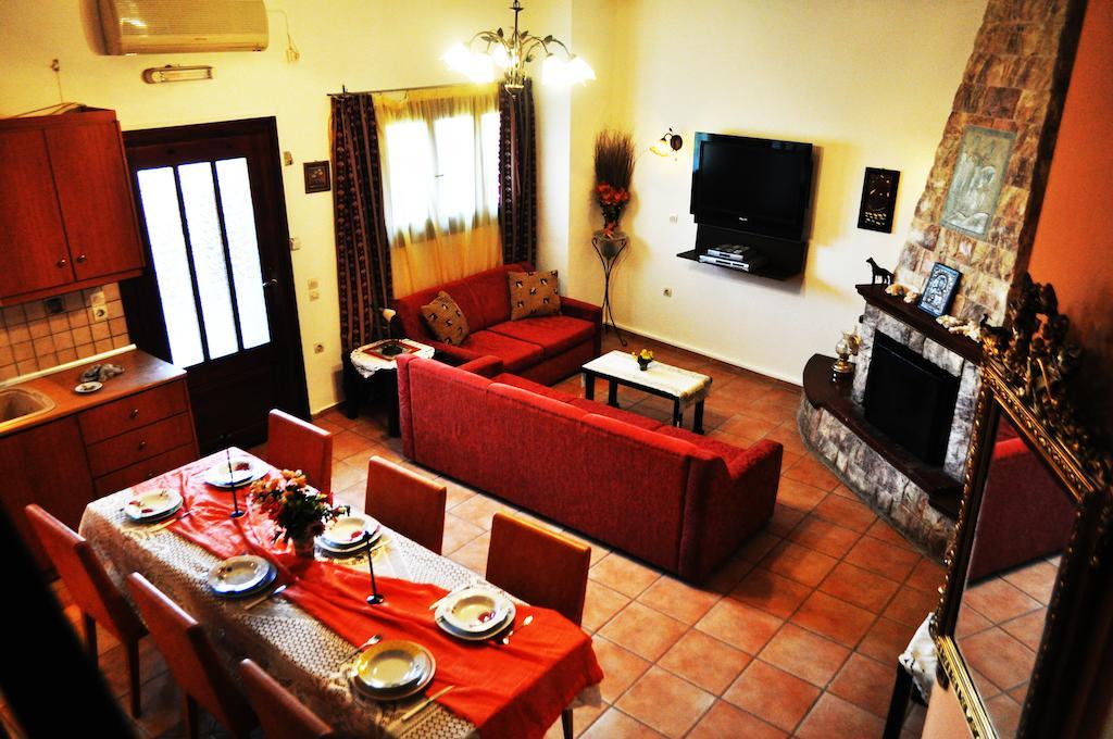 Εlegant Villa Liakos Pigi  Luaran gambar