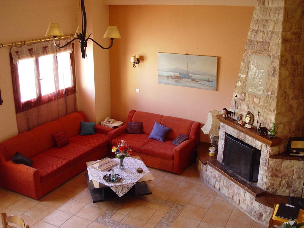 Εlegant Villa Liakos Pigi  Luaran gambar